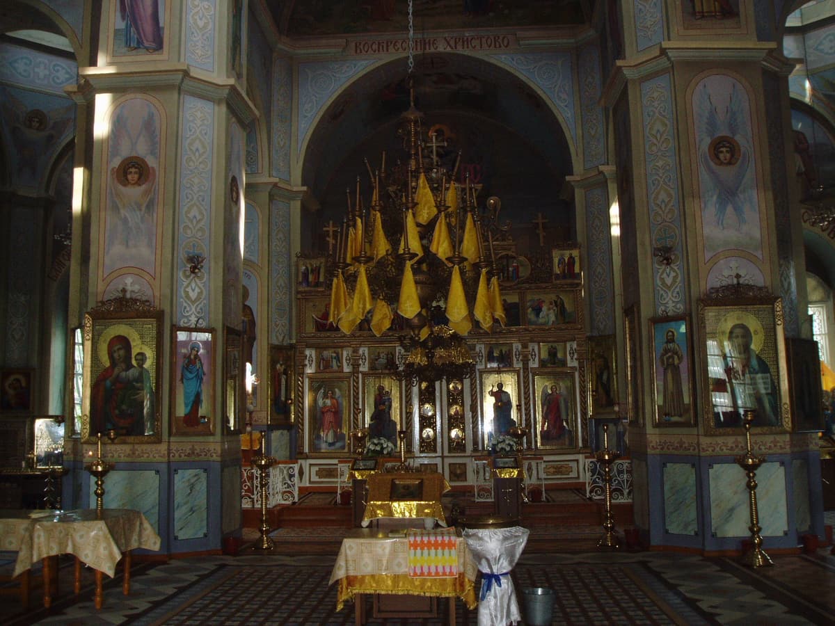 Gilded iconostasis inside the Cathedral of St John the Baptist in Comrat